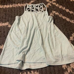 Kohls Racer Back Tank Top SMALL